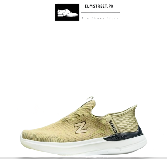 Z Skechers HyperBrust Beige