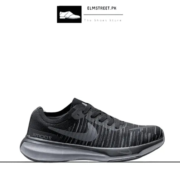 Nike Invincible Black