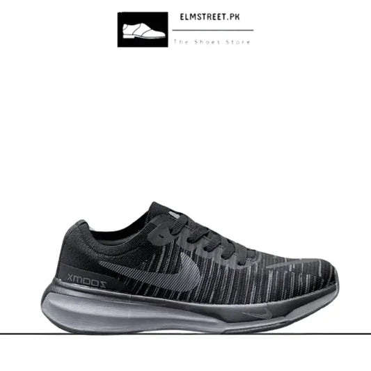 Nike Invincible Black