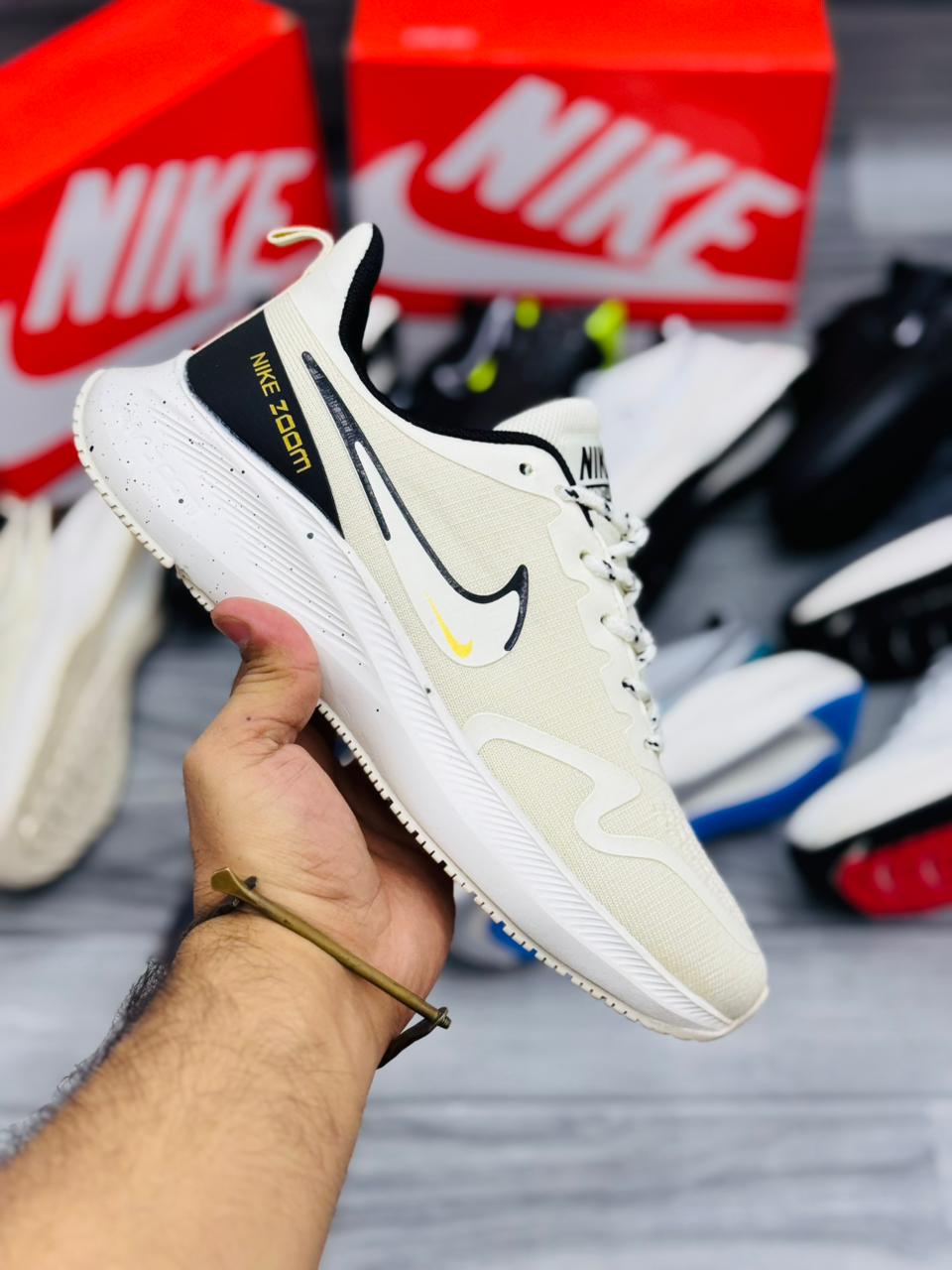 Nike Air Zoom Pegasus Beige