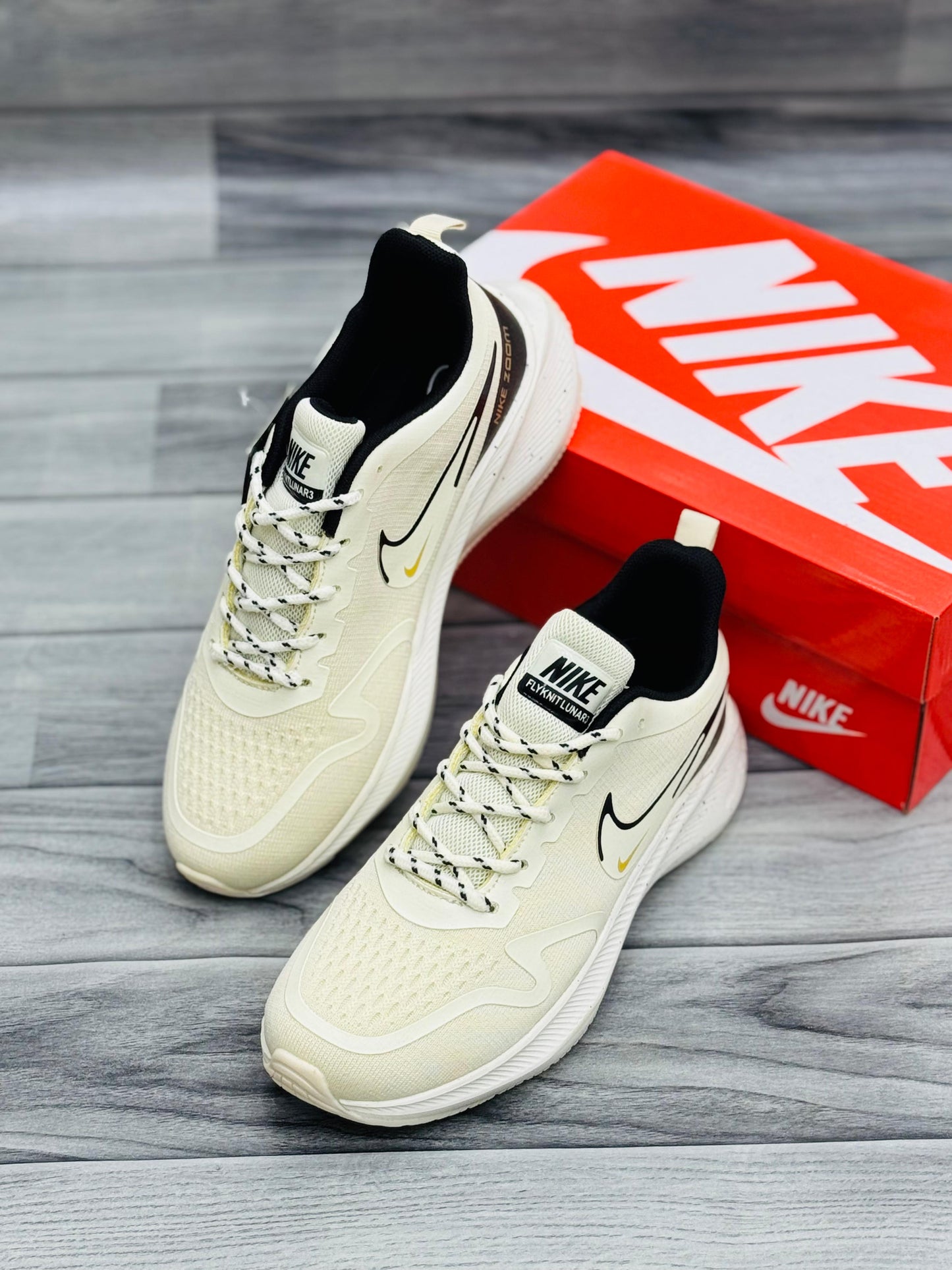 Nike Air Zoom Pegasus Beige