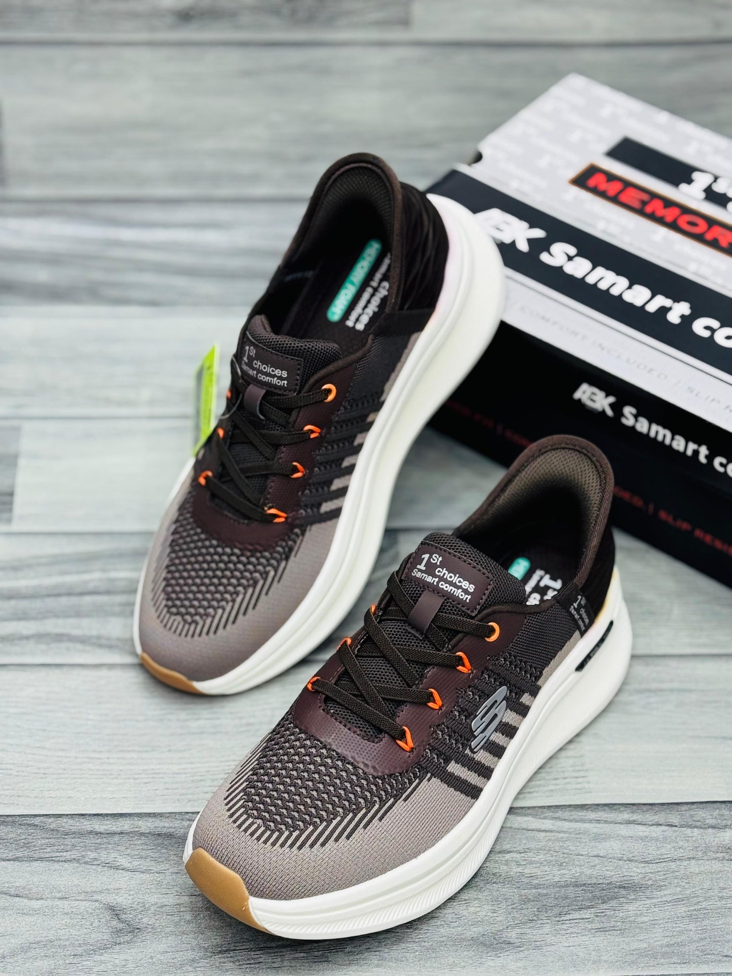 Skechers Ultra Light Memory Foam