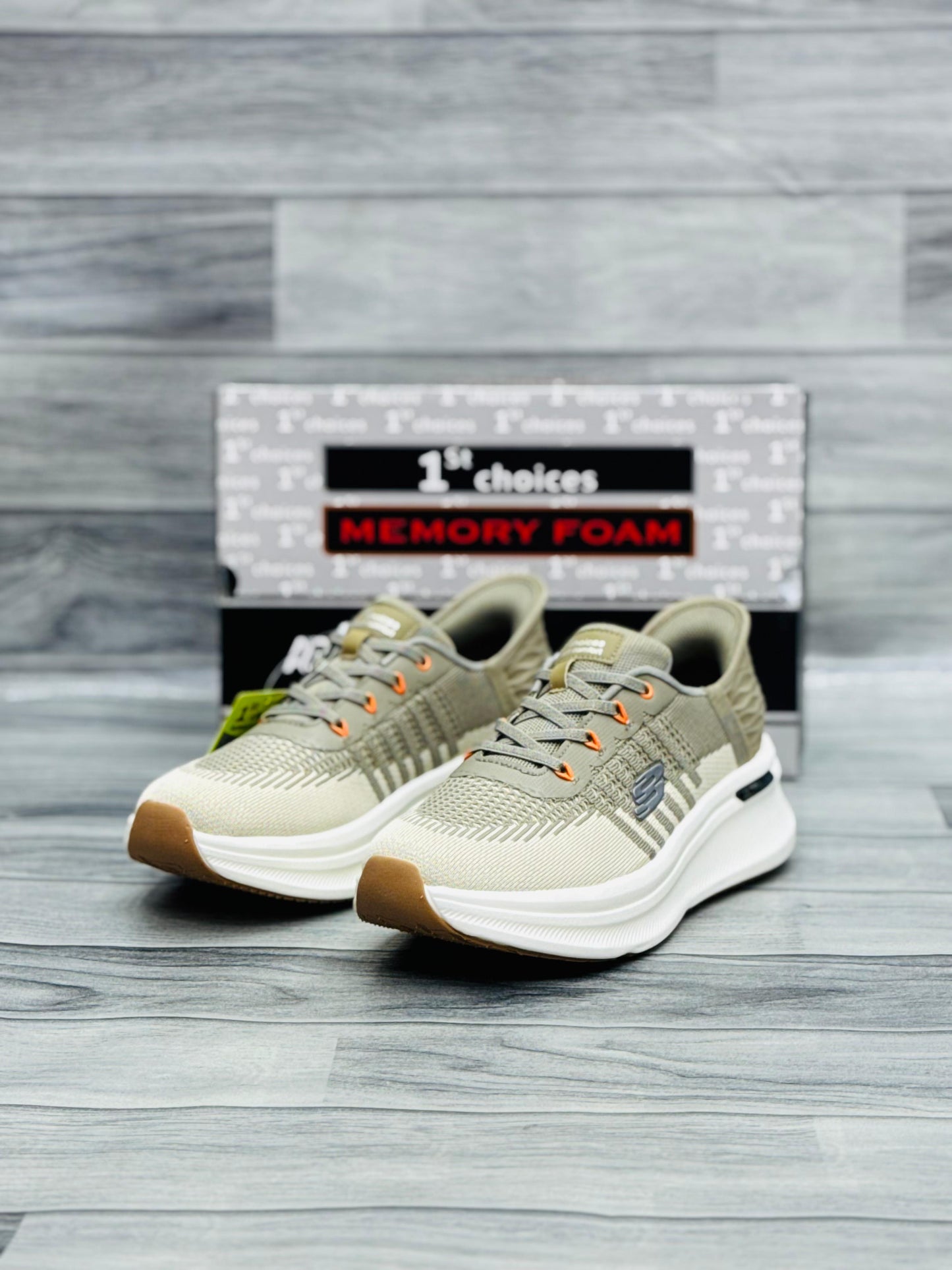 Skechers Ultra Light Memory Foam  Beige