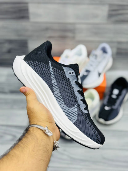 Nike Pegasus Plus Black
