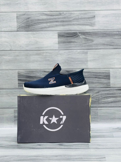 Z Skechers HyperBrust Blue
