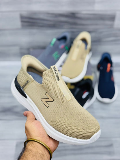 Z Skechers HyperBrust Beige