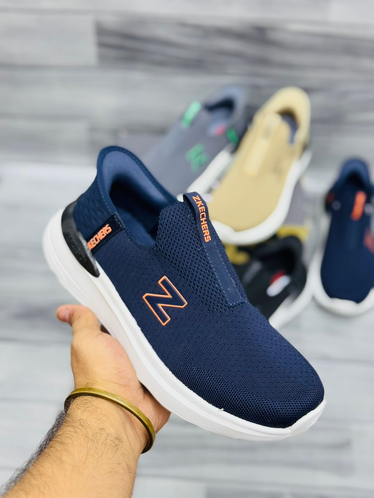 Z Skechers HyperBrust Blue