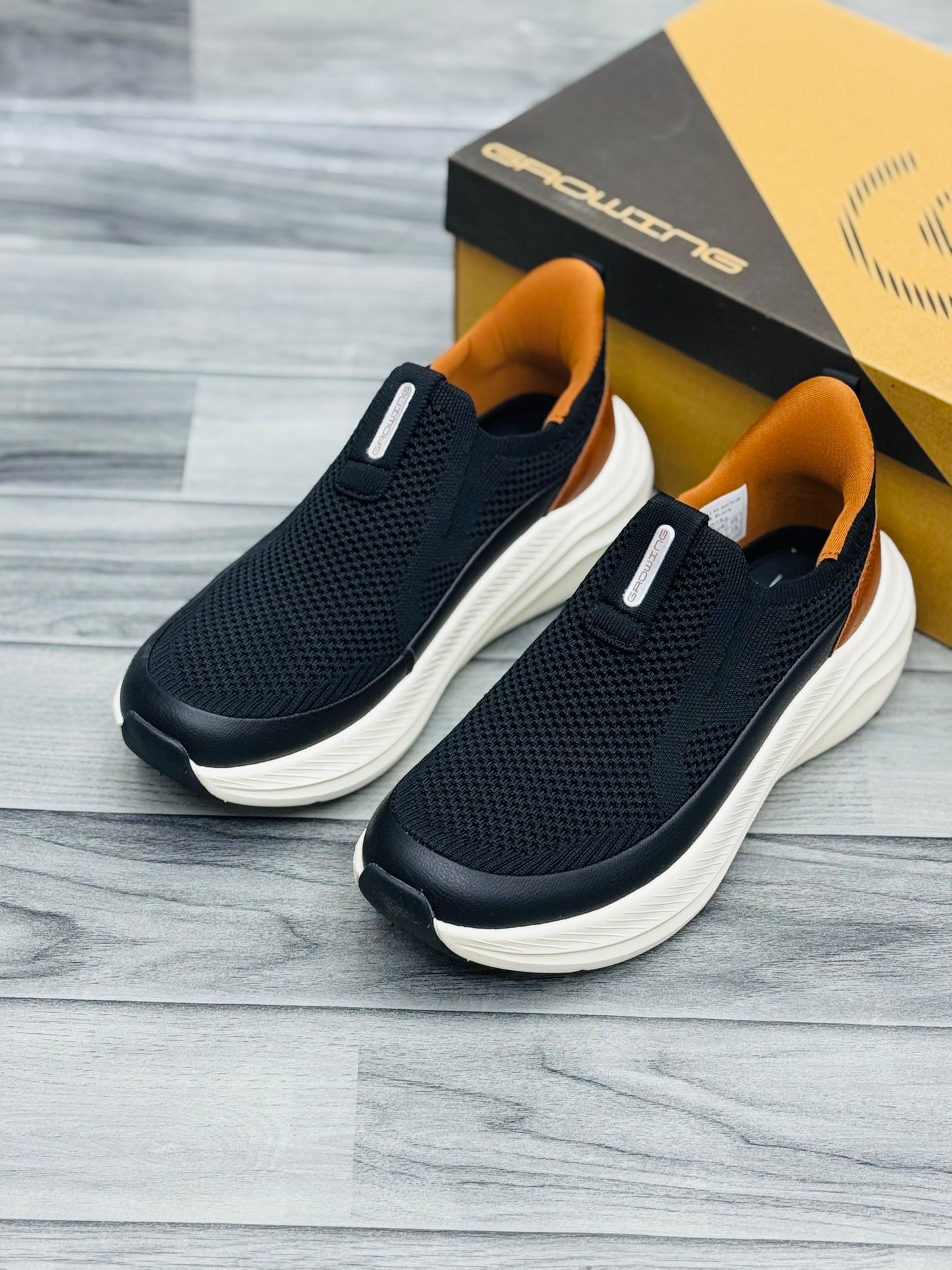 Growing Medicated Memory Foam Black