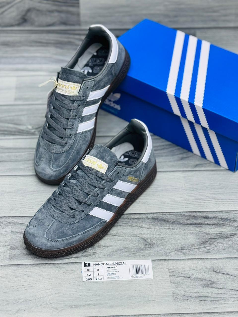 Adidas Spezial