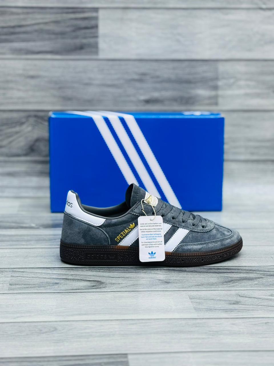 Adidas Spezial
